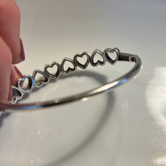 Sterling silver heart bracelet - Picture 6 of 9